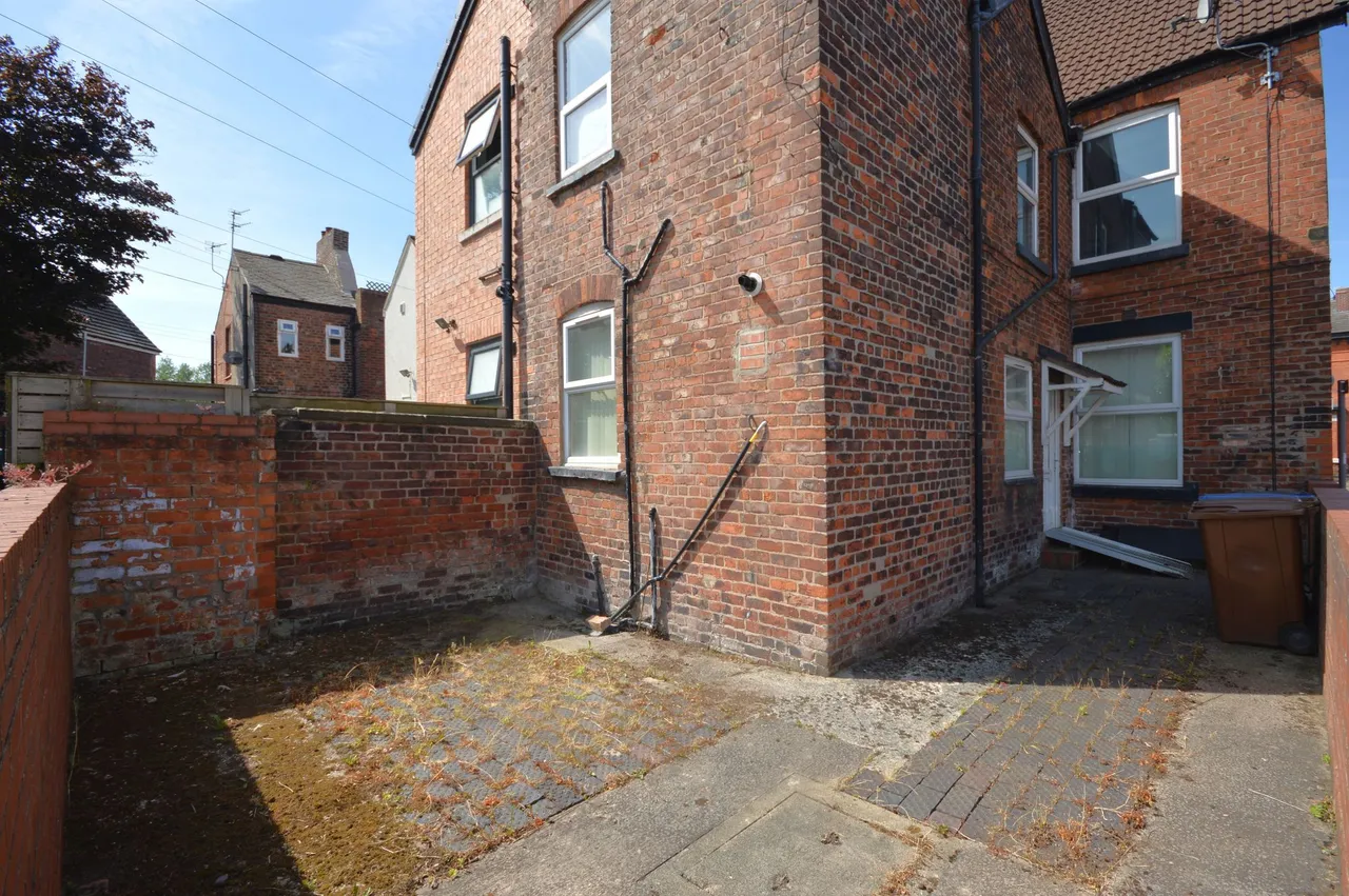 Cheviot Close, Stockport, photo 16