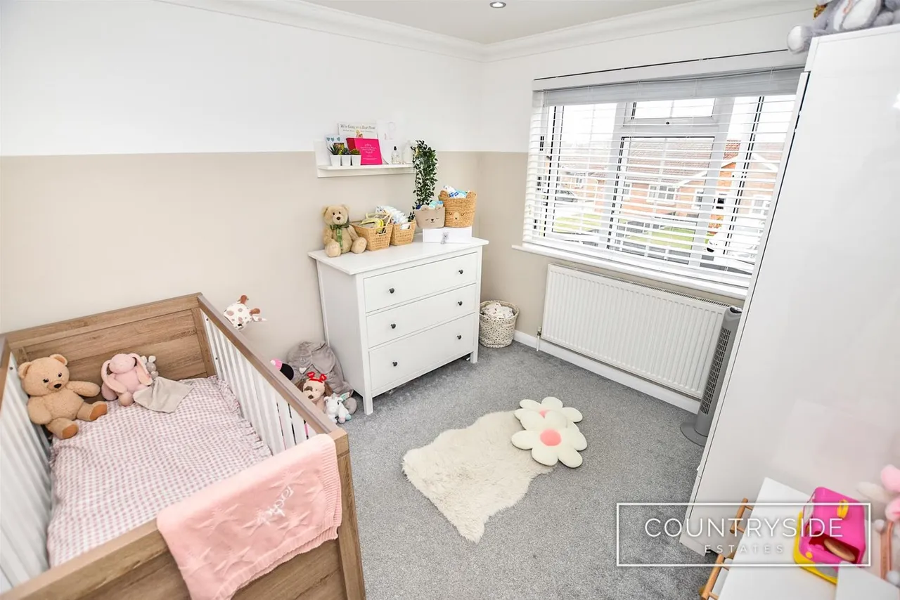 Waterdene, Canvey Island, photo 15
