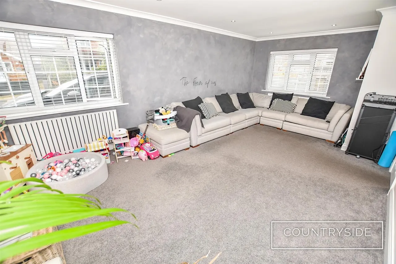 Waterdene, Canvey Island, photo 4