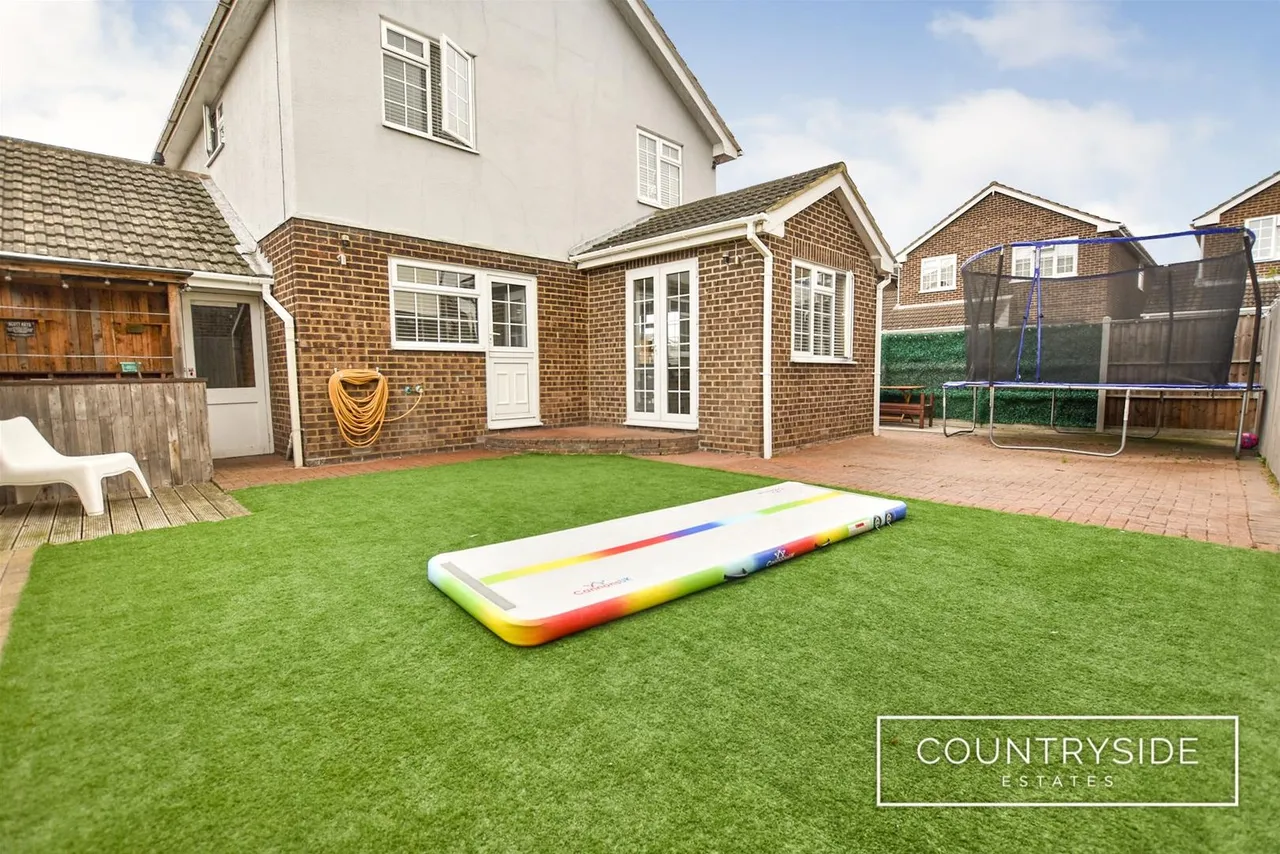 Waterdene, Canvey Island, photo 18