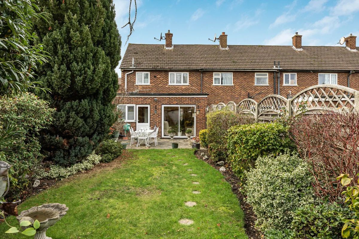 London, SE9 2HF, photo 14
