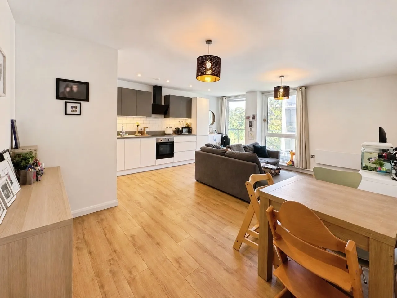 Farnborough Road, Farnborough, GU14, photo 2