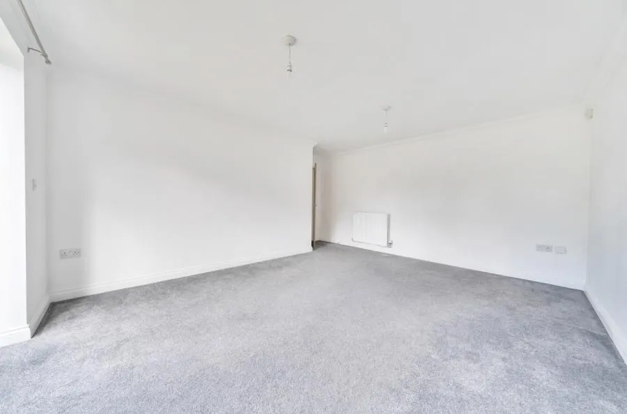 Witham Road, Romford, RM2, photo 9