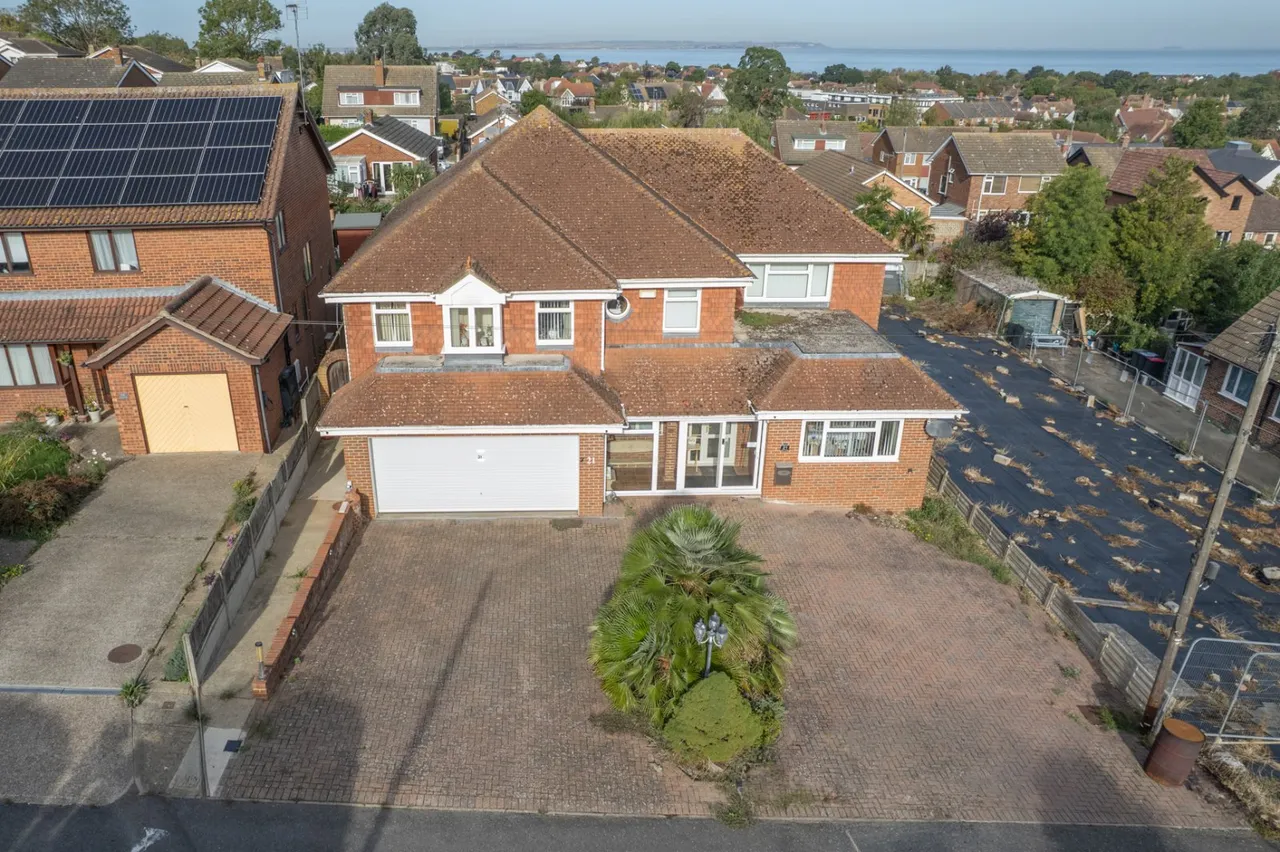 Bayview Road, Whitstable, CT5, photo 23