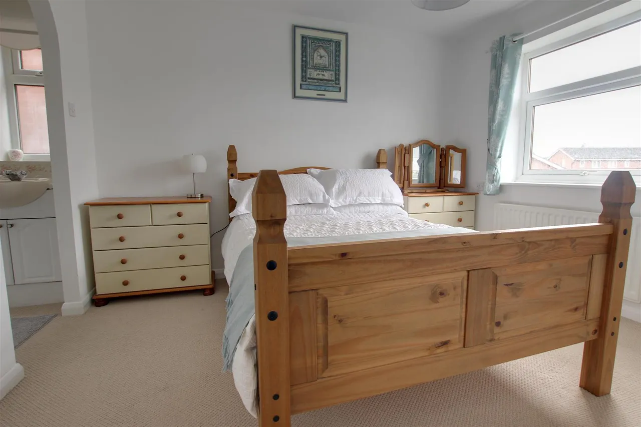 Marchant Close, Beverley, photo 6
