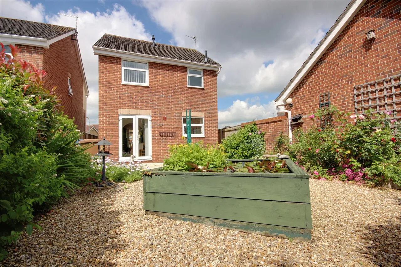 Marchant Close, Beverley, photo 10
