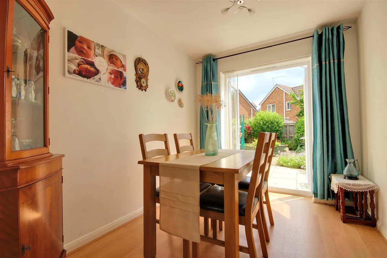 Marchant Close, Beverley, photo 4
