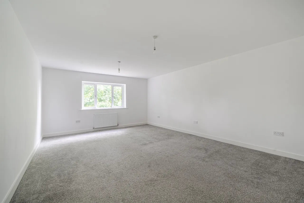 Highmoor Lane, Cleckheaton, BD19, photo 9