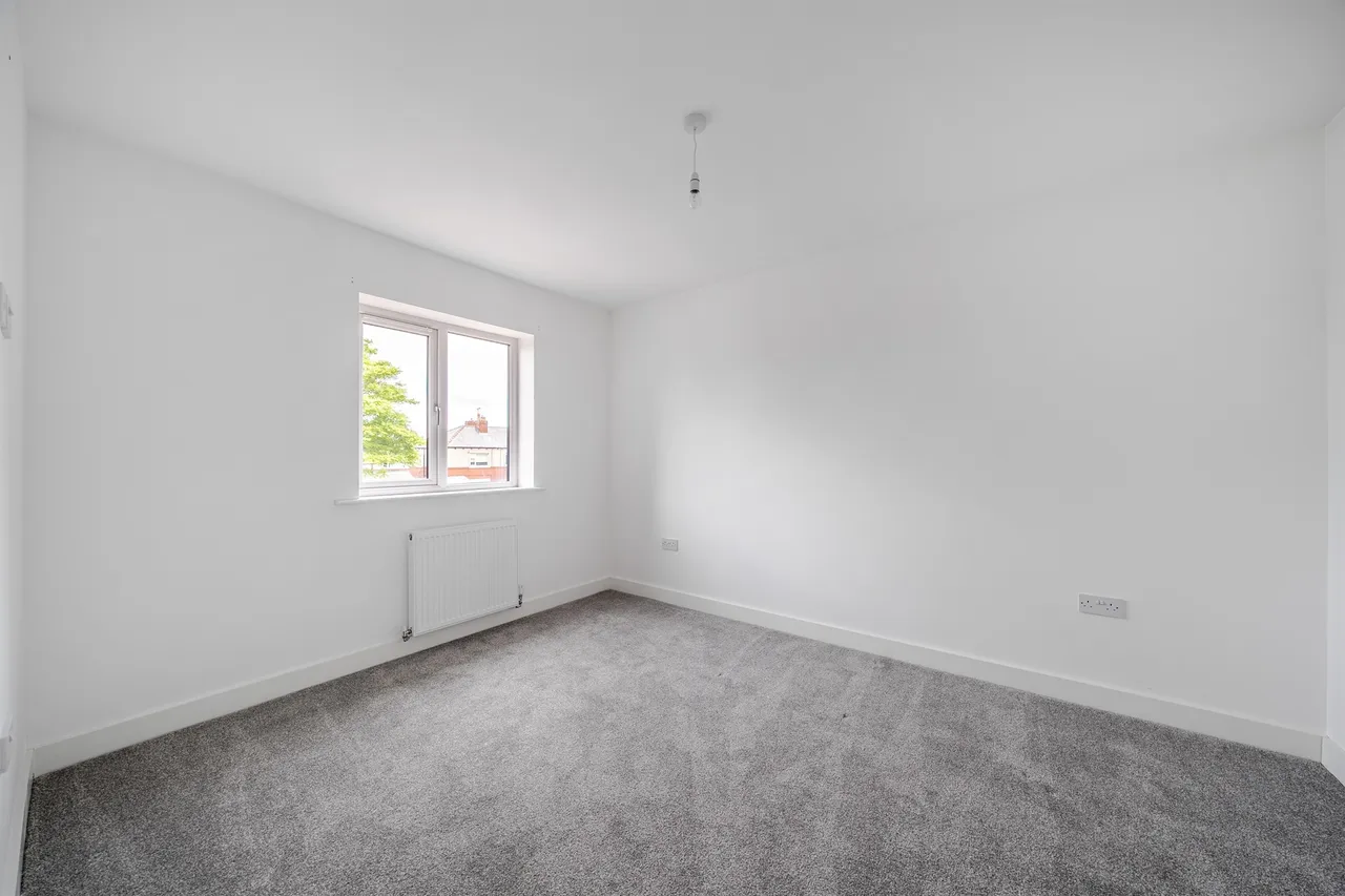 Highmoor Lane, Cleckheaton, BD19, photo 11