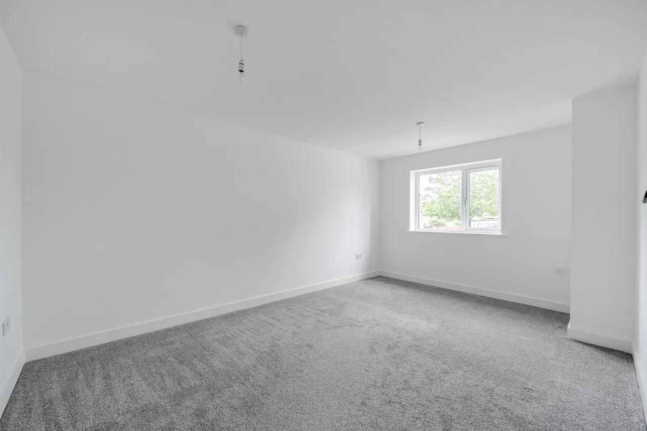 Highmoor Lane, Cleckheaton, BD19, photo 17