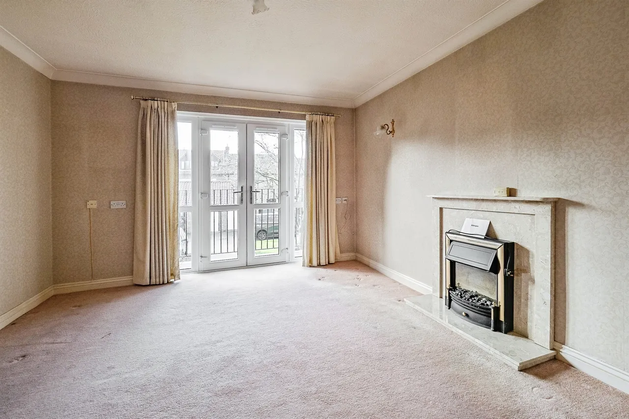 St. Ellens Court, Beverley, photo 2