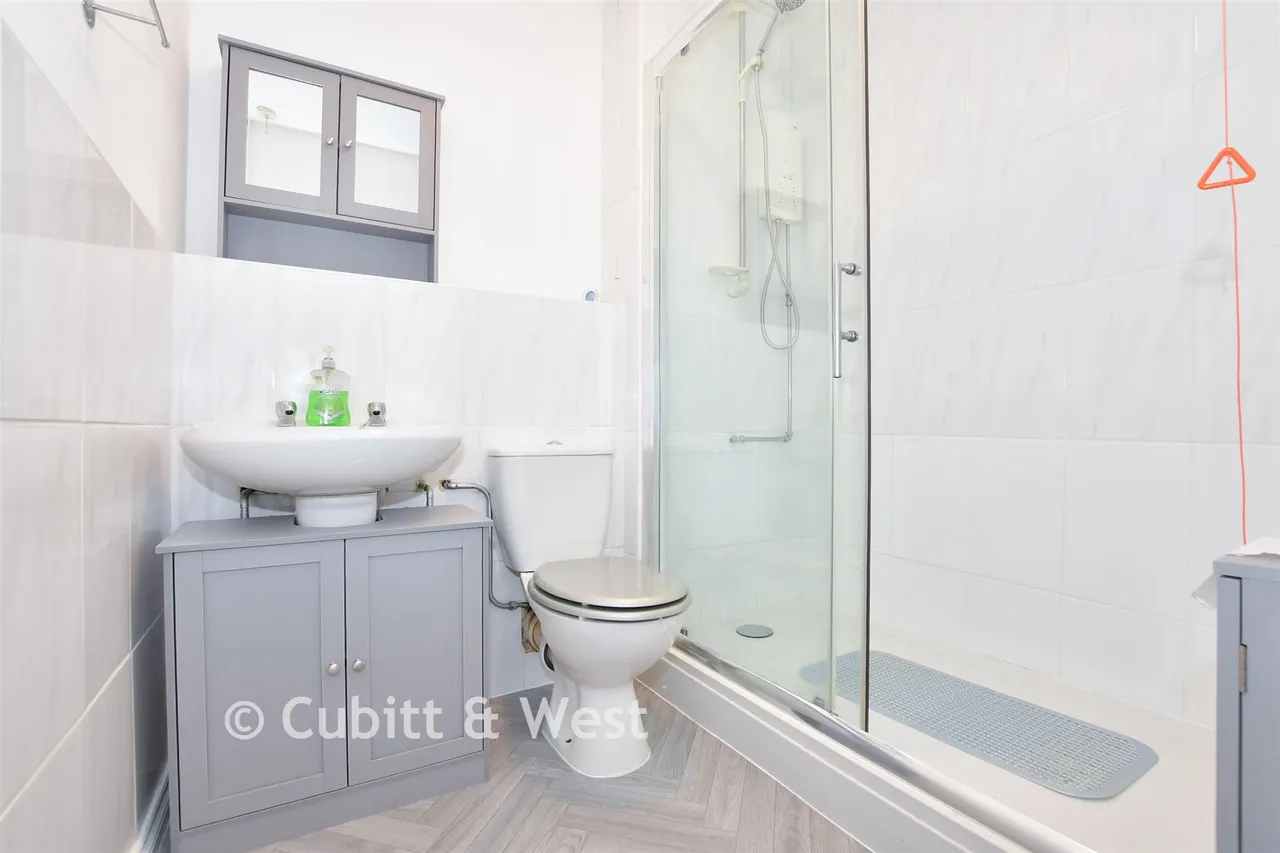 Brighton Road, Crawley, RH11, photo 14