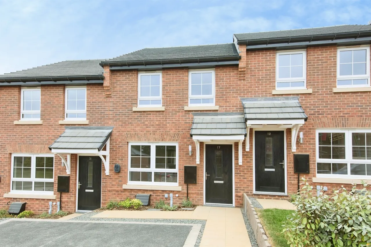 2 bed house for sale, Yeldersley Moor Road, Ashbourne, DE6