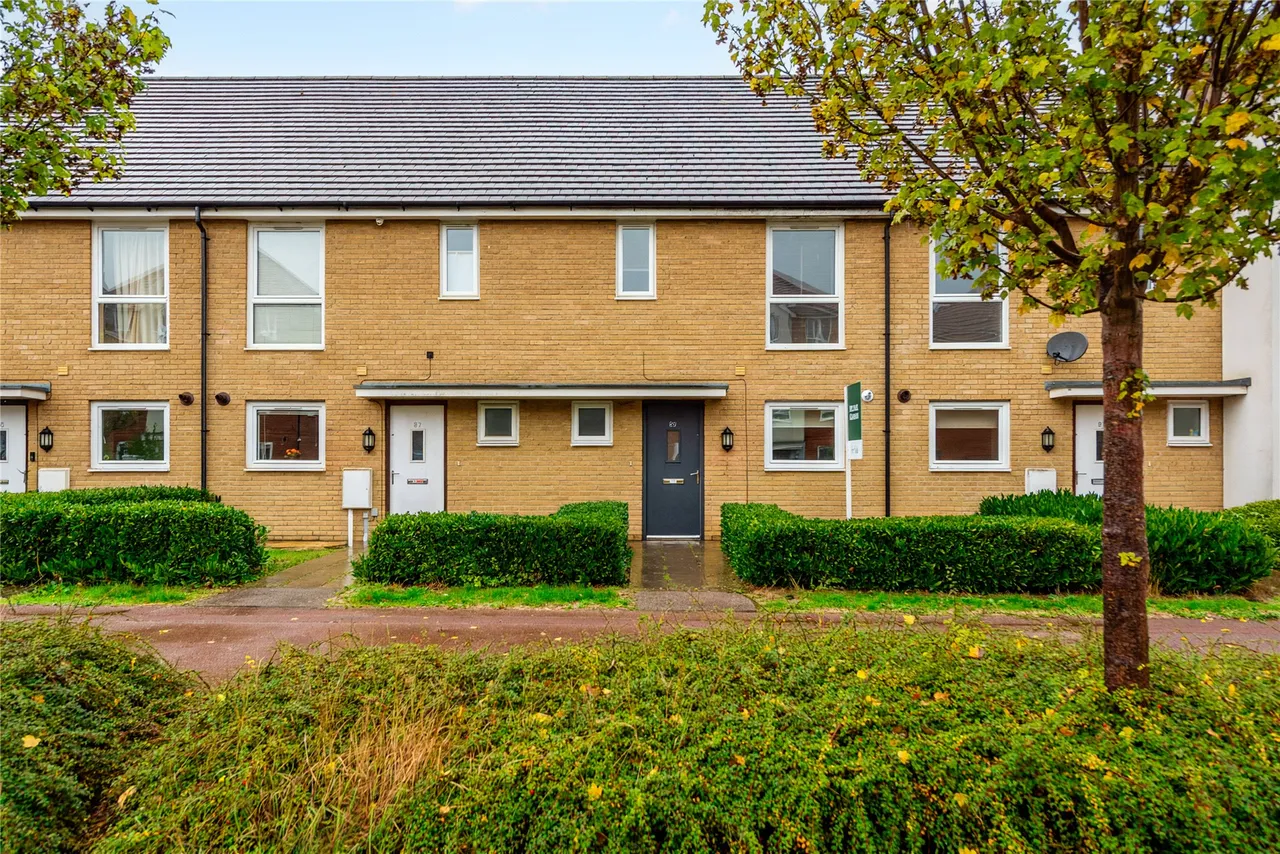 3 bed property for sale, Top Fair Furlong, Redhouse Park, MK14