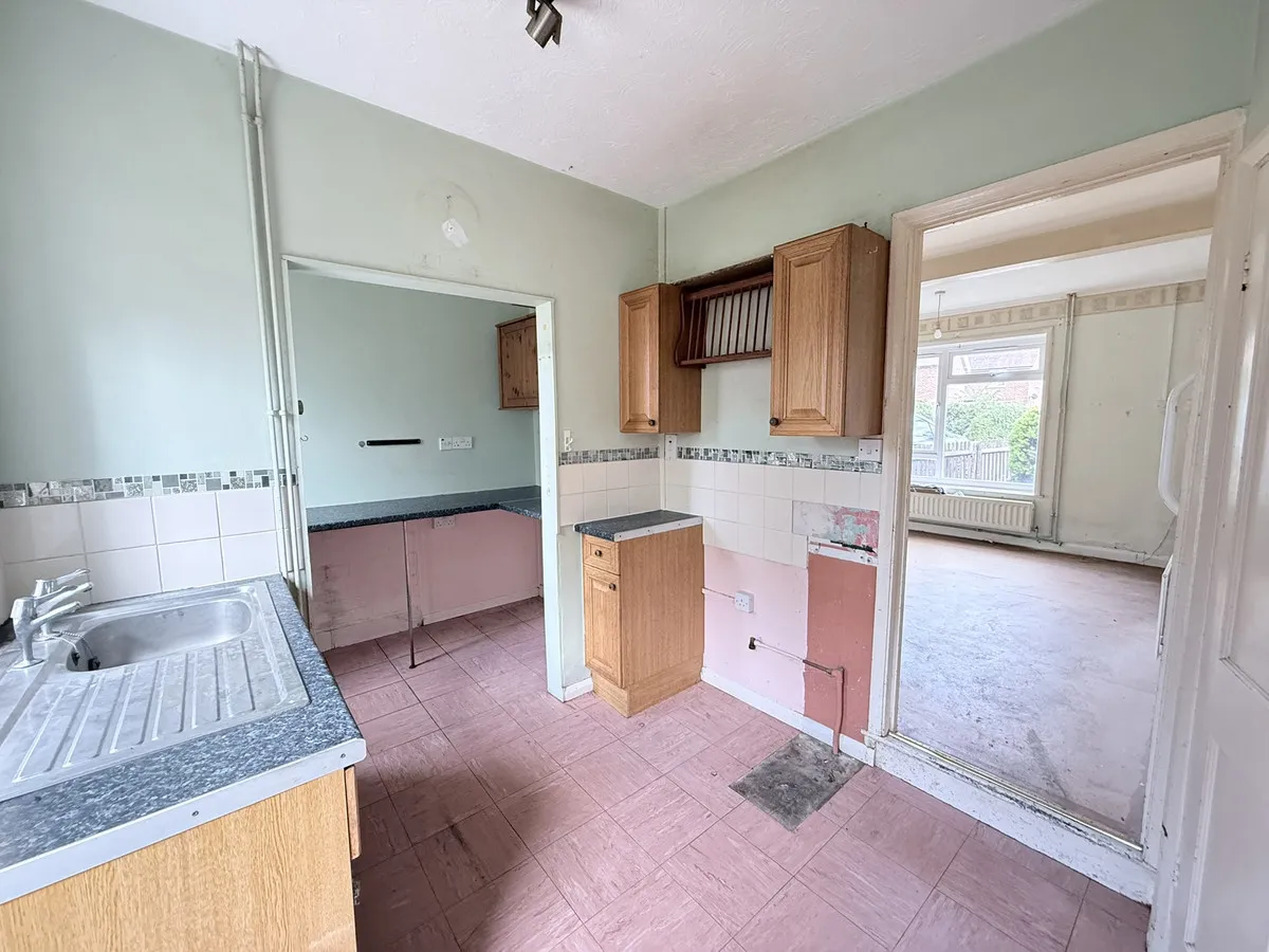 Bramber Road, Chichester, PO19, photo 5