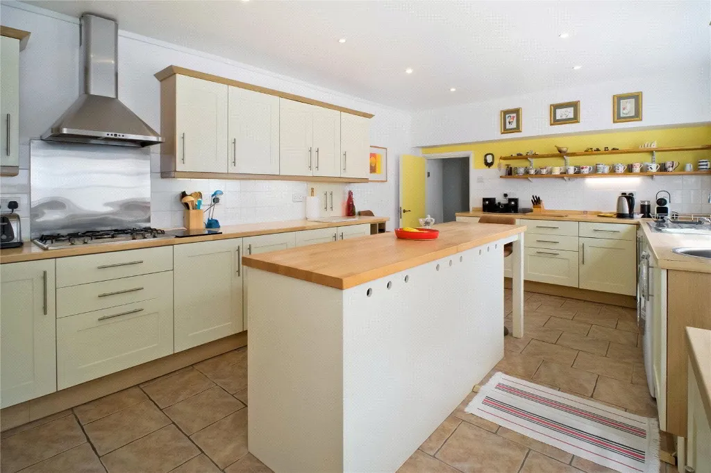 Bideford, EX39, photo 8