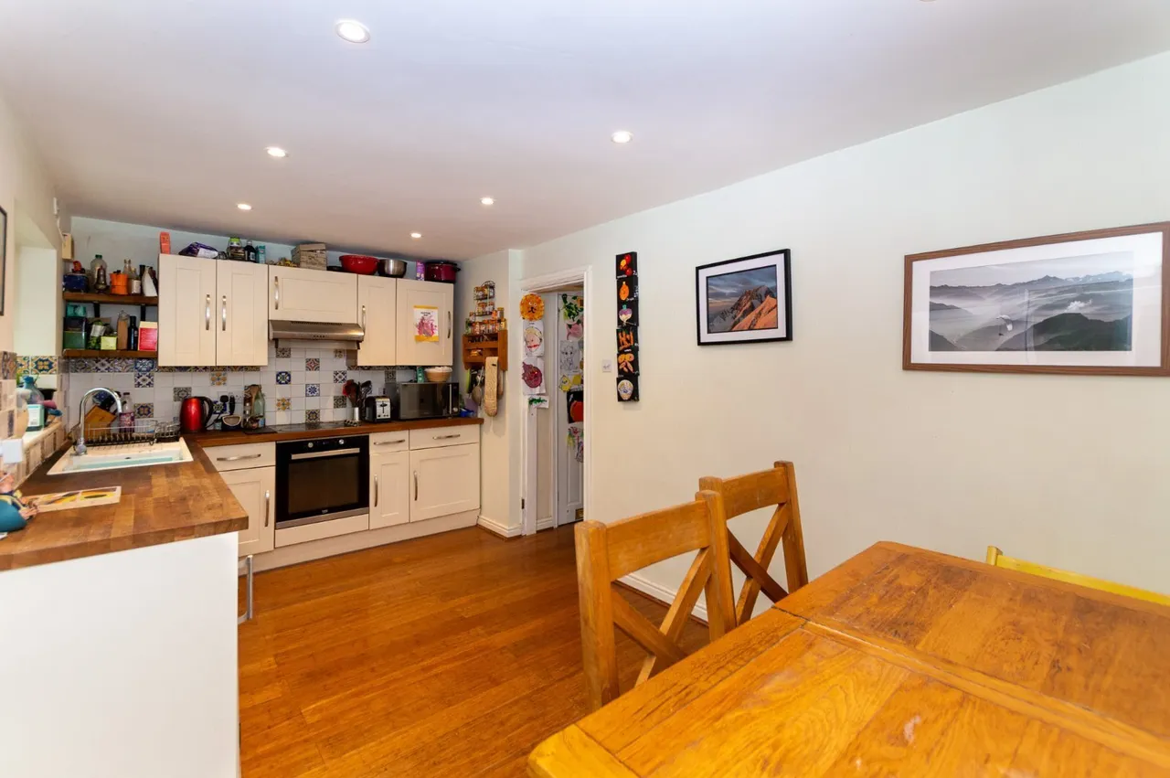 Swn Y Dwr, Bethesda, LL57, photo 18