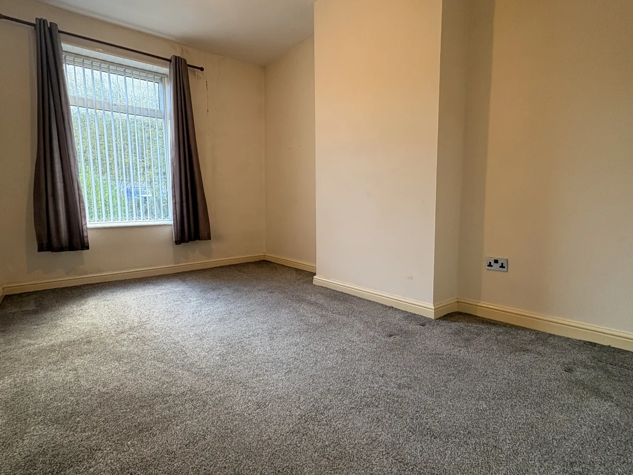 Market Street, Whitworth, OL12, photo 4