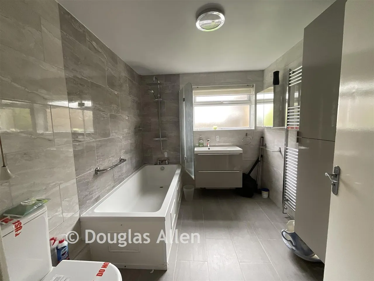 Chester Road, London, E16, photo 4