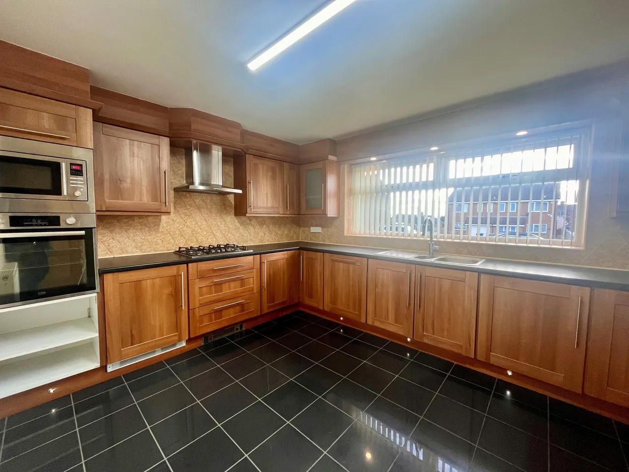 Renishaw Road, Mastin Moor, S43, photo 4