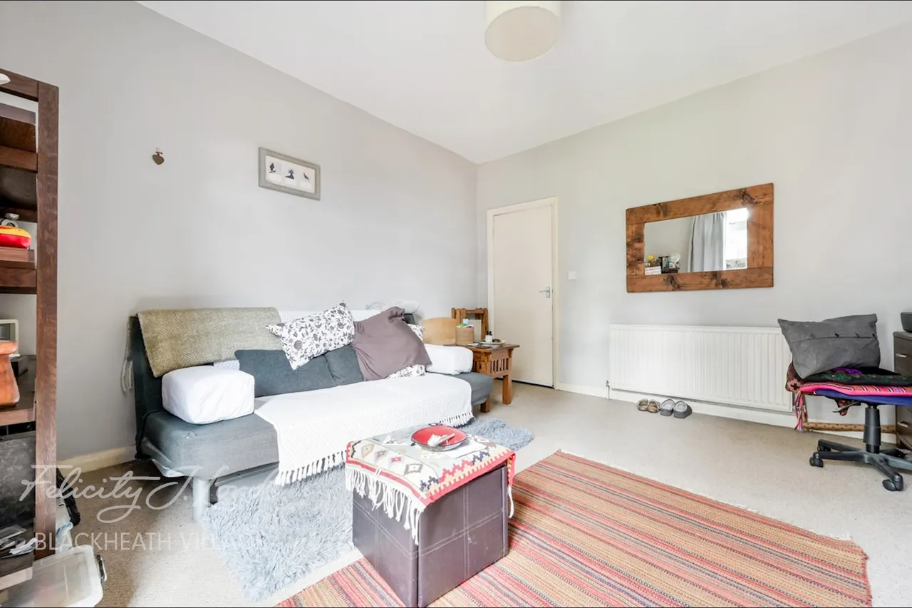 Lee High Road, London, SE12, photo 5
