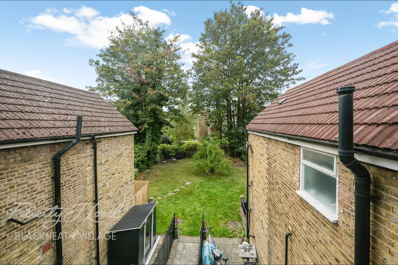 Lee High Road, London, SE12, photo 7