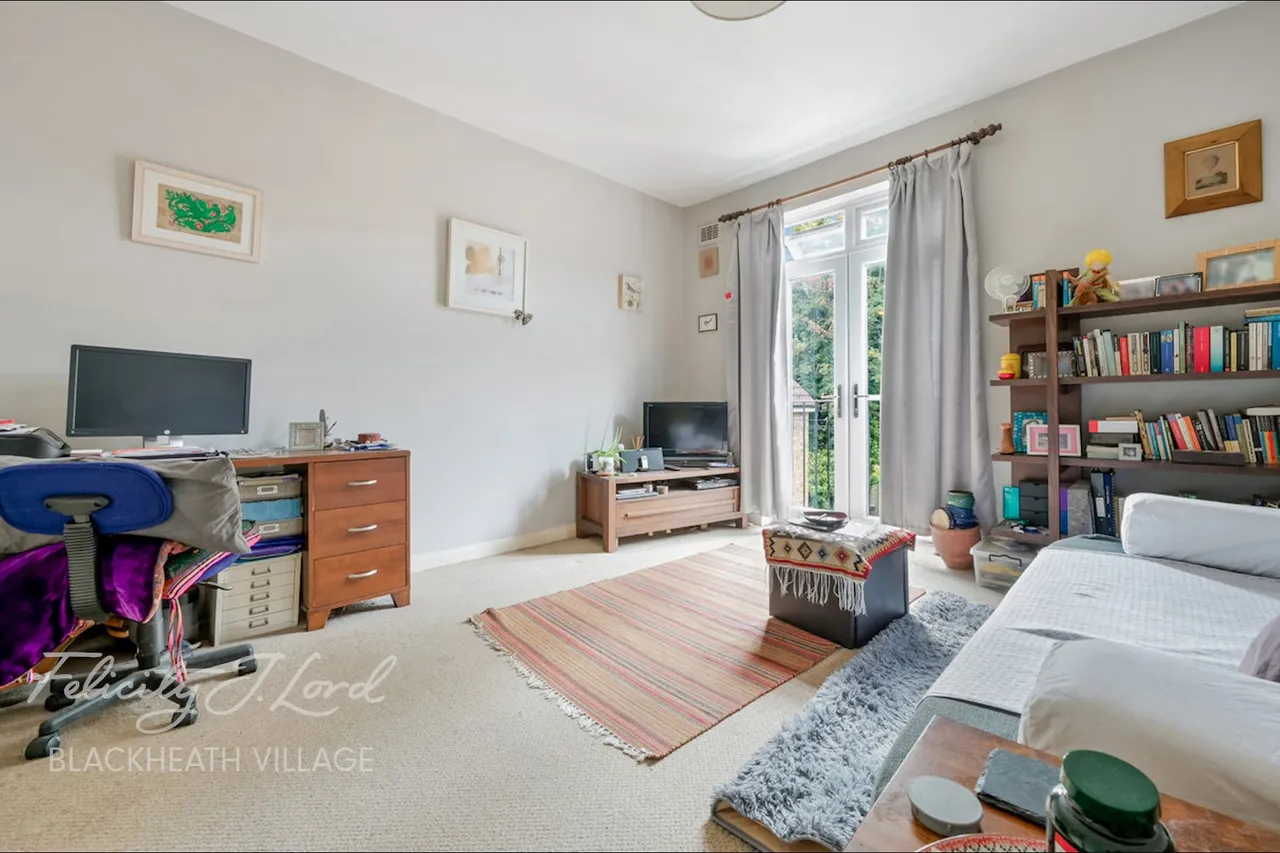 Lee High Road, London, SE12, photo 4