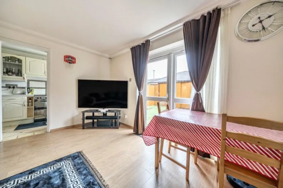 St. Andrews, Bracknell, RG12, photo 6