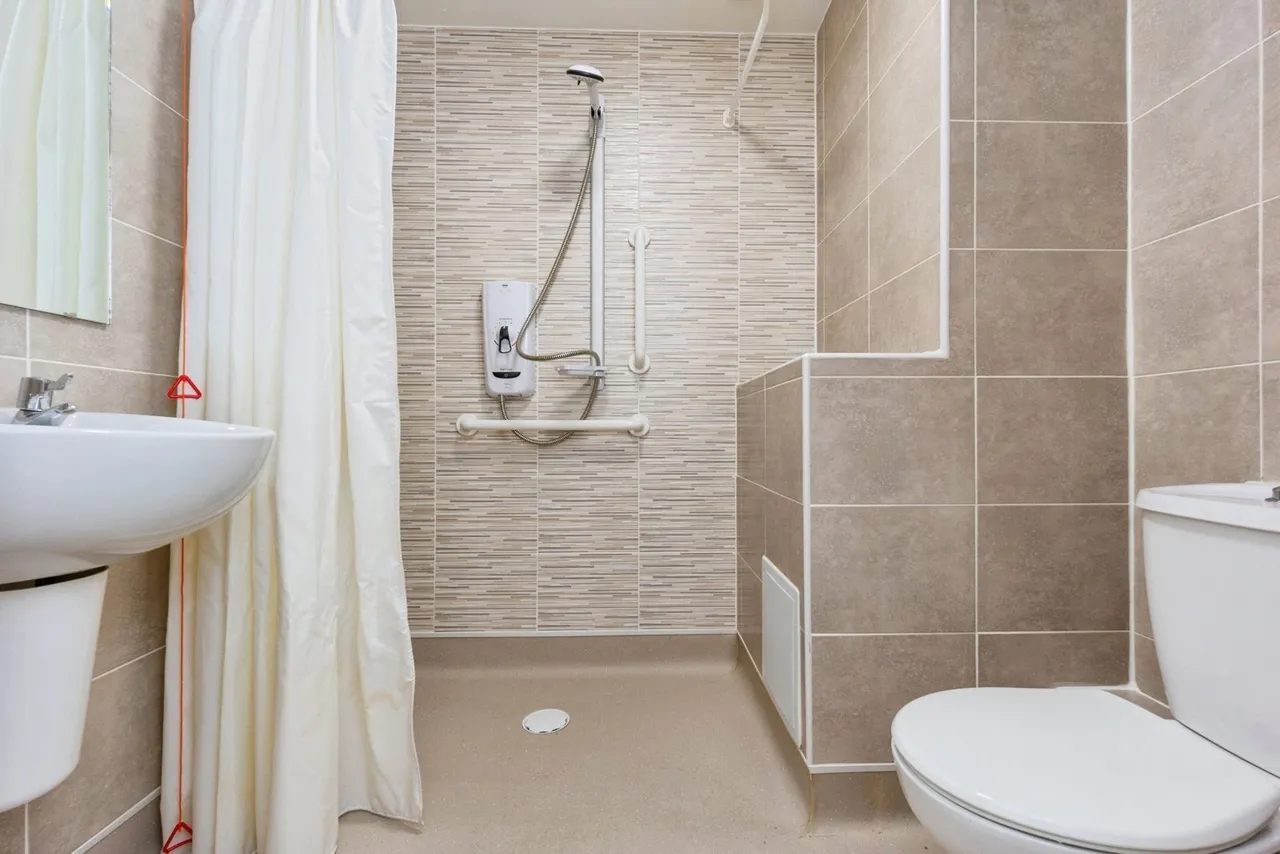 Burnage Lane, Manchester, Greater Manchester, M19, photo 3