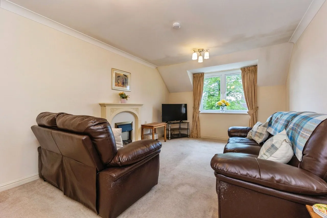 Burnage Lane, Manchester, Greater Manchester, M19, photo 5