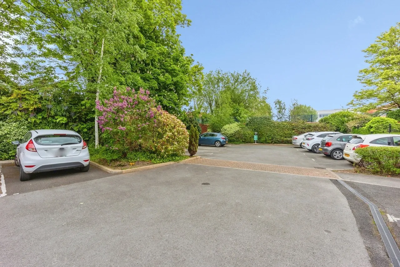 Burnage Lane, Manchester, Greater Manchester, M19, photo 14