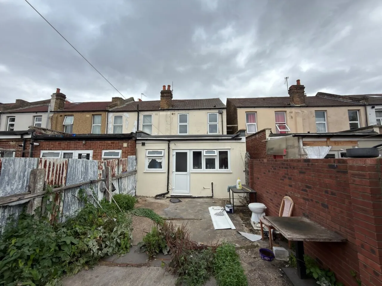 Oswald Road , Southall, Middlesex, photo 2