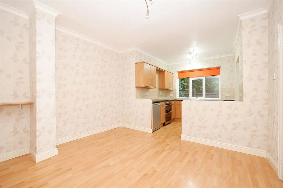 Rockcliffe Avenue, Baildon, West Yorkshire, BD17, photo 2
