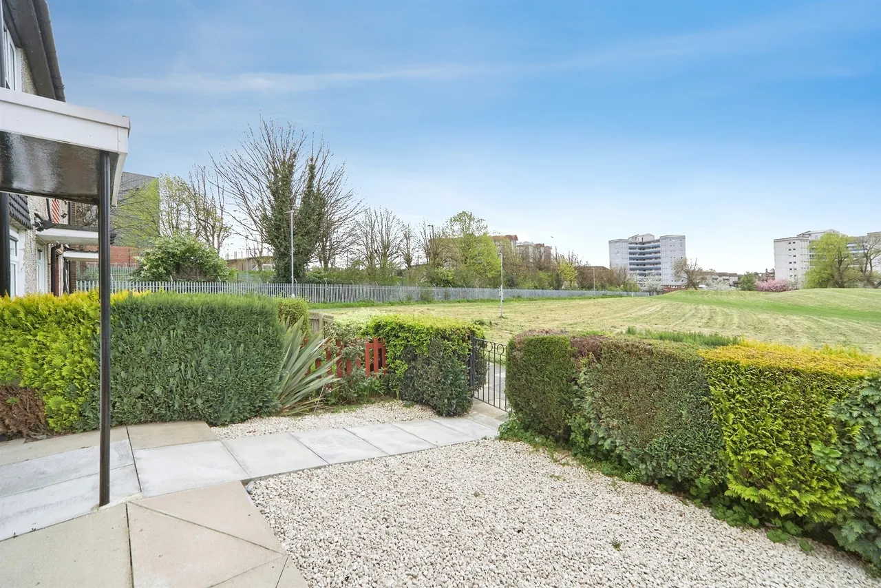 Brignall Garth, Leeds, photo 7