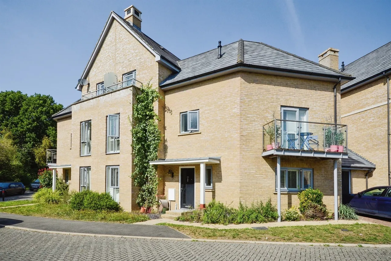 4 bed house for sale — Kingcup Avenue, Hemel Hempstead