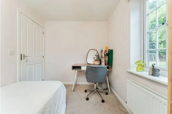 Meadow Lane, Newmarket, CB8, photo 8