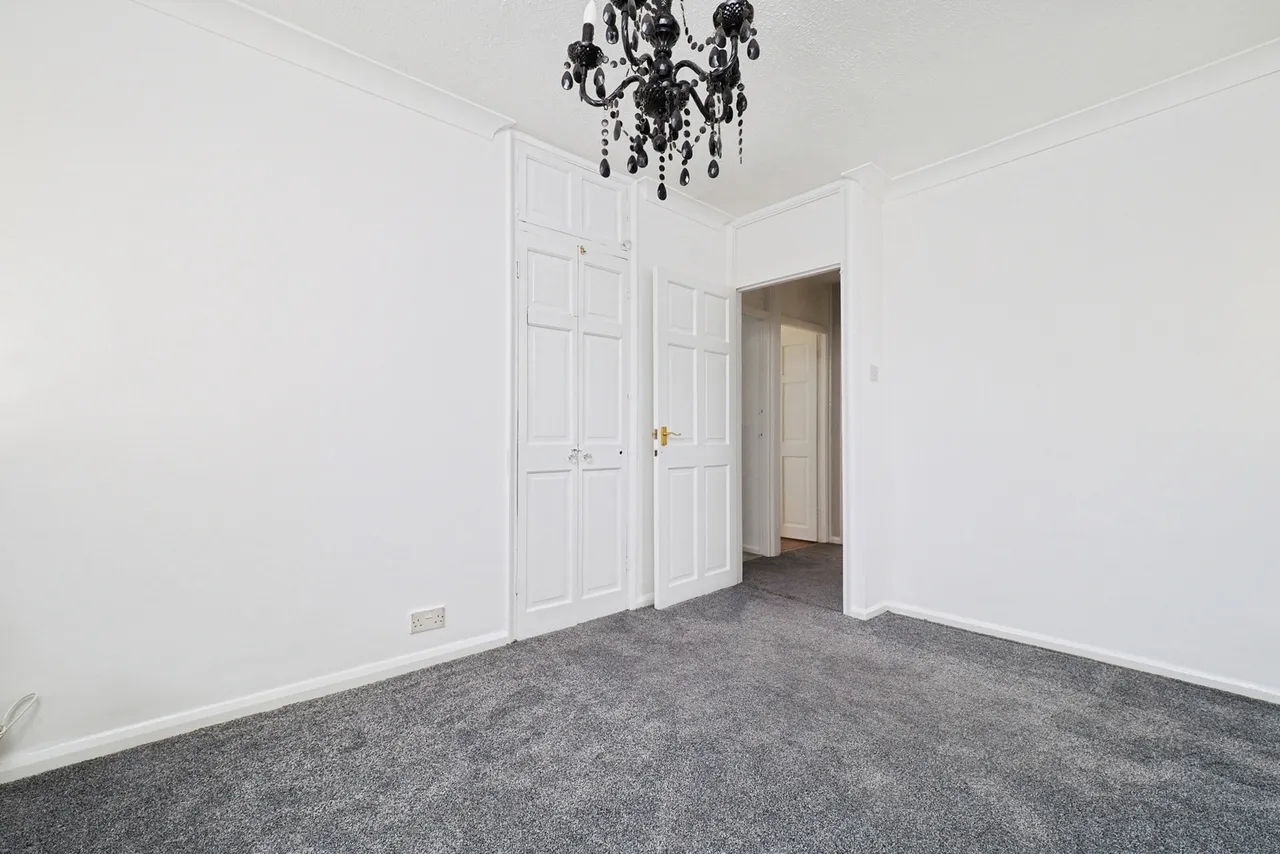 Granton Avenue, Clifton, Nottingham, NG11, photo 12