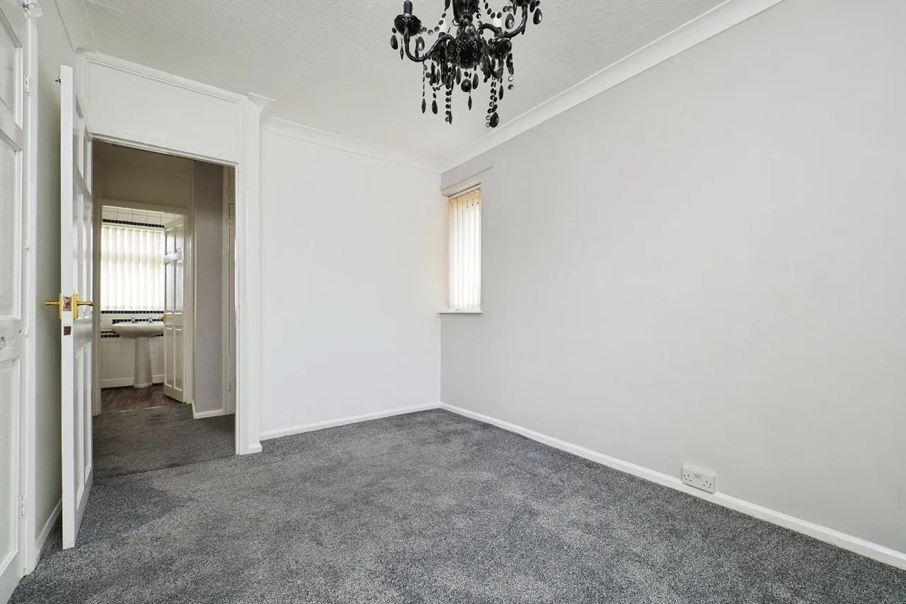 Granton Avenue, Clifton, Nottingham, NG11, photo 9