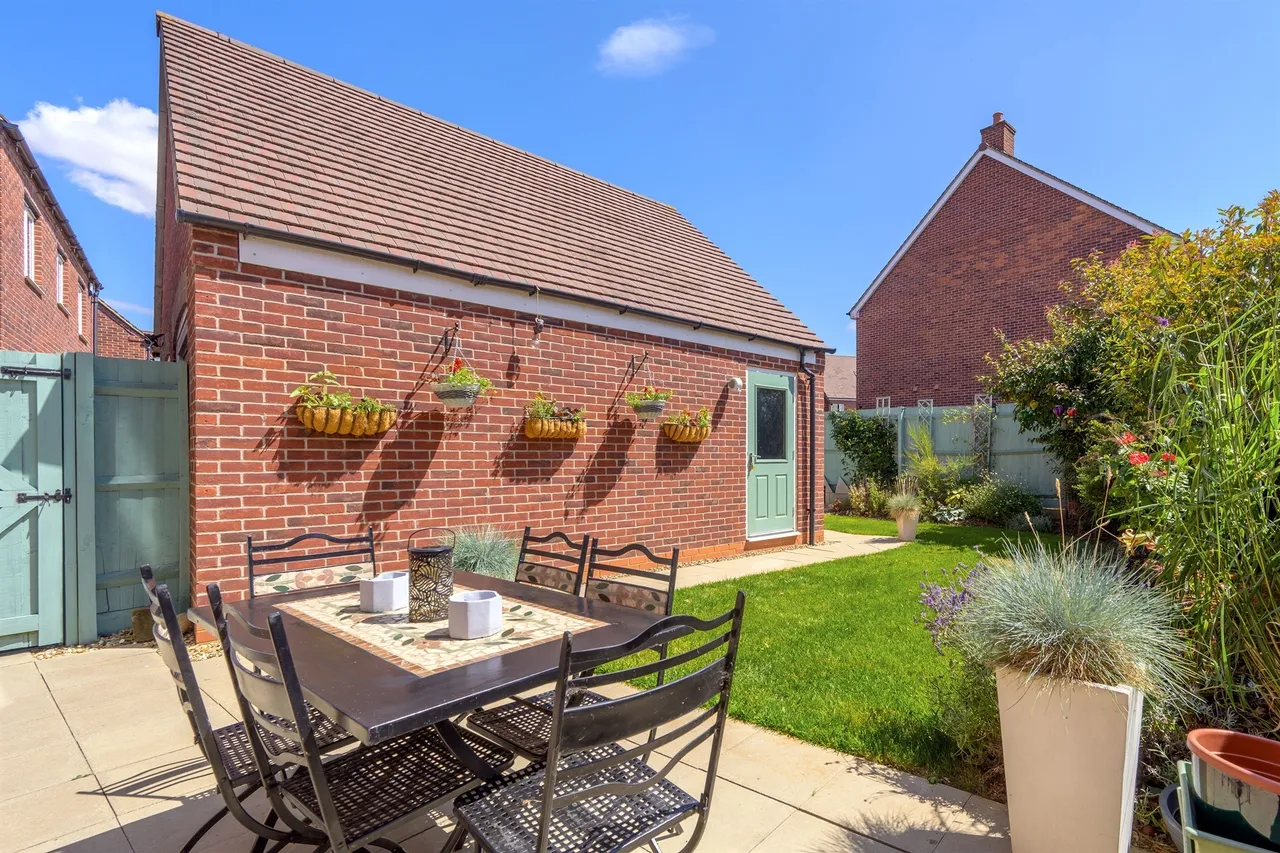 Kielder Street, Kettering, NN14, photo 13