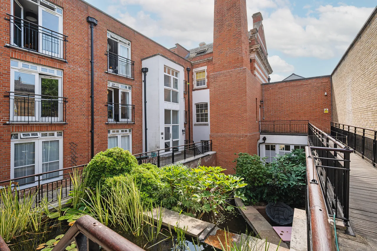 1 Bath House, 25 Dunbridge Street, London, photo 12