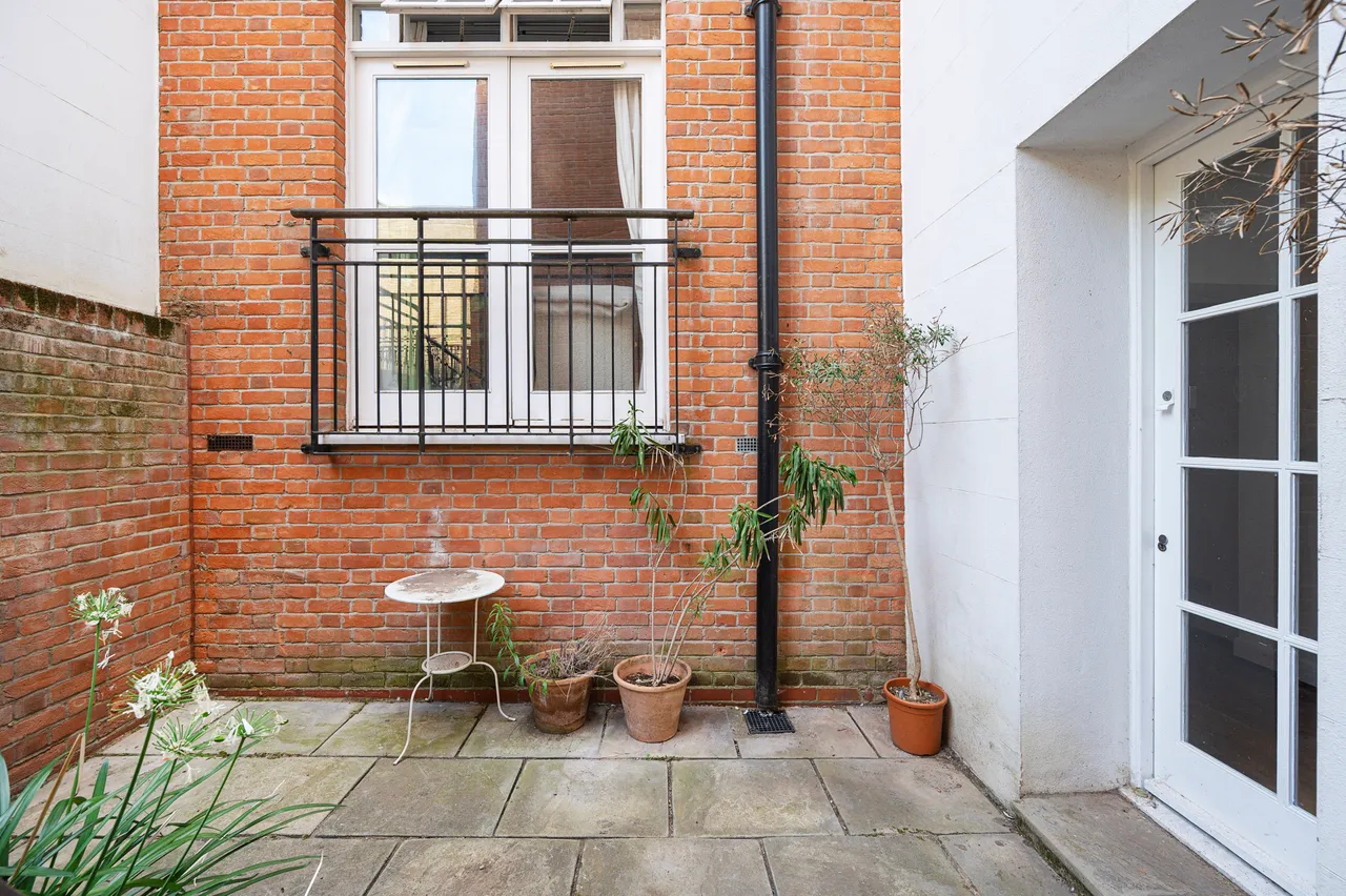 1 Bath House, 25 Dunbridge Street, London, photo 10
