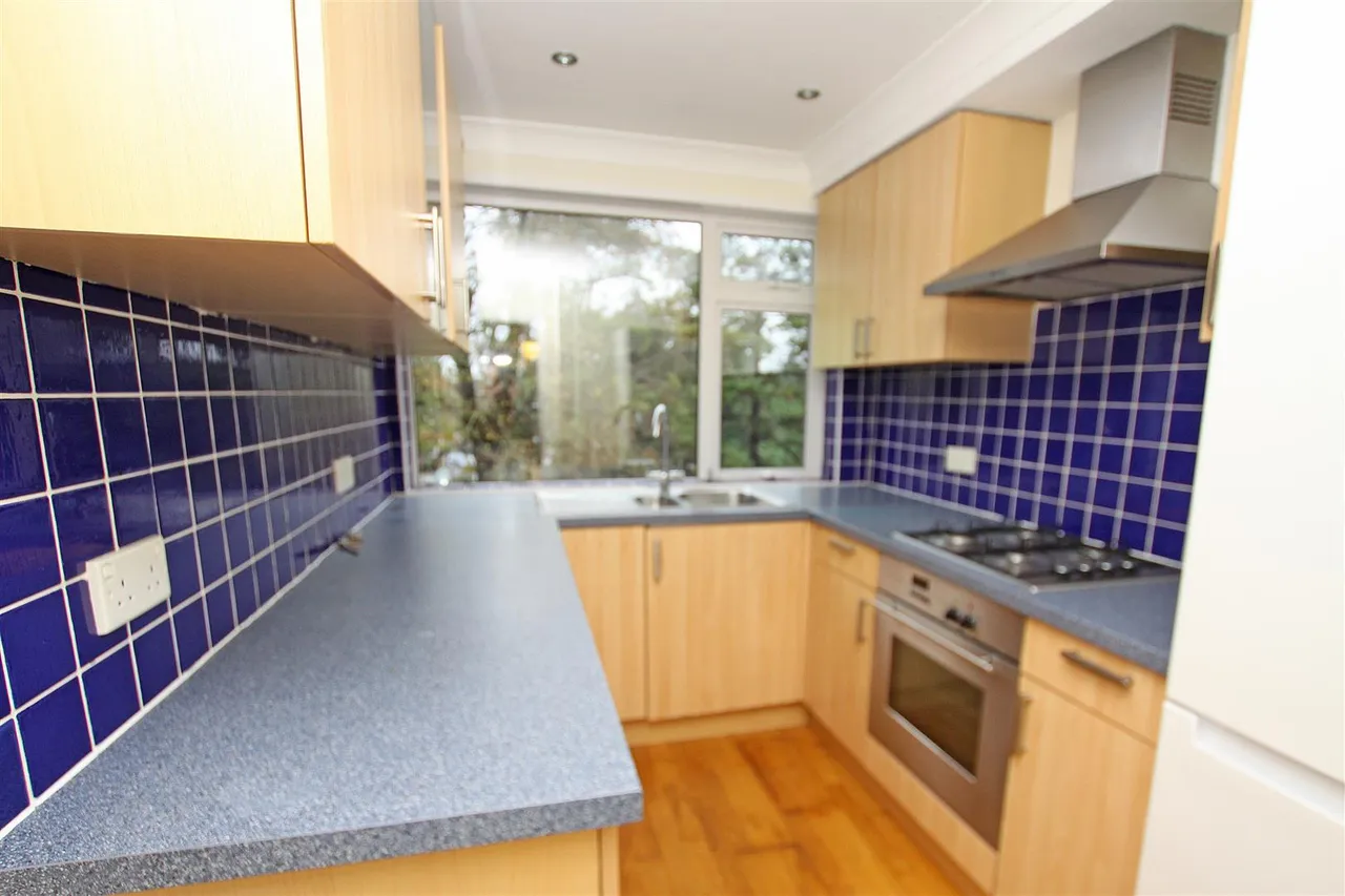 Lindsay Road, Poole, photo 8