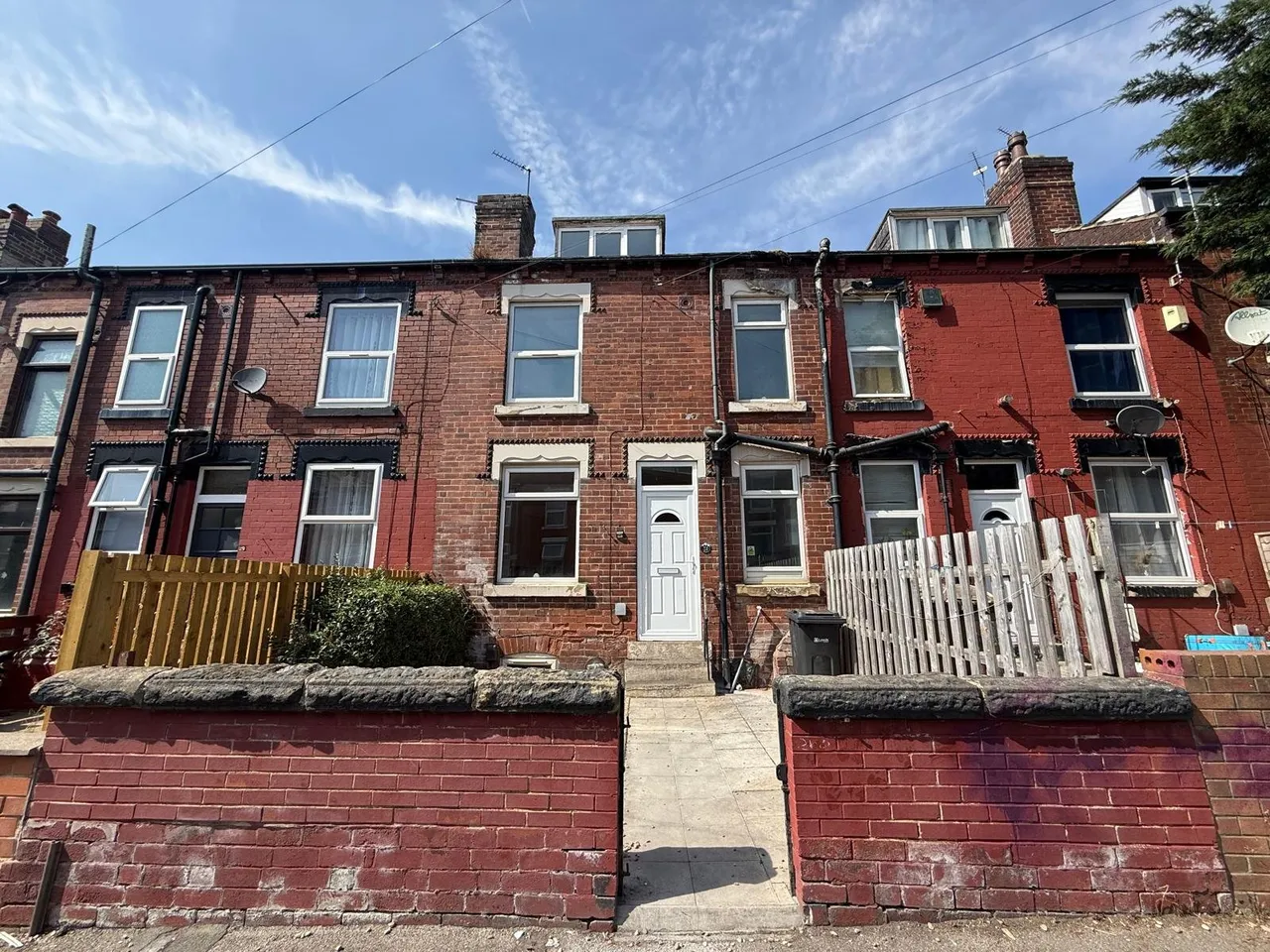 2 bed house to rent, Clifton Mount, Leeds, LS9