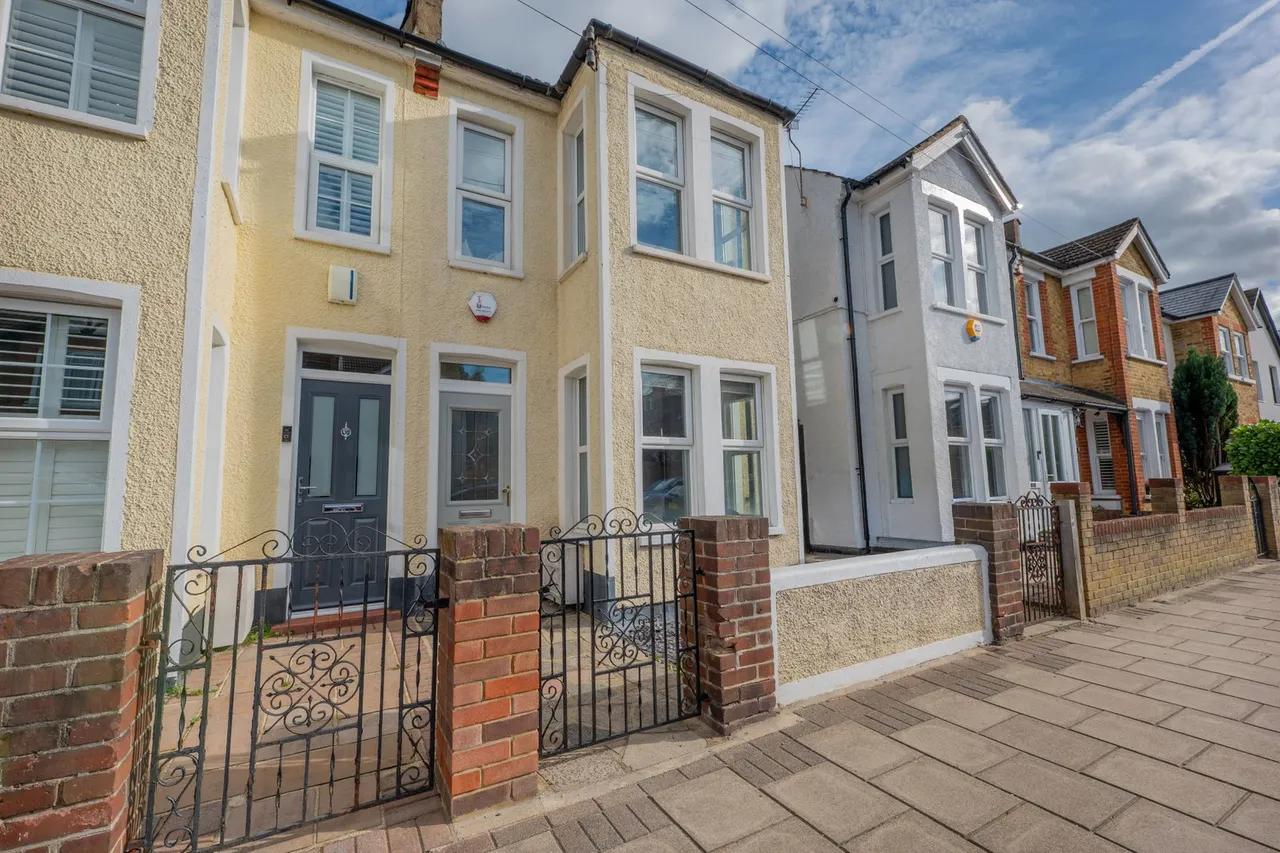 3 bed house for sale, Salisbury Road, Bromley, BR2