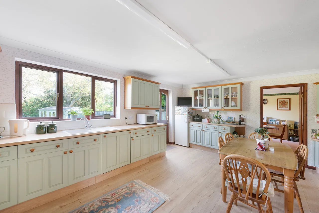 St Neots Road, Abbotsley, PE19, photo 5