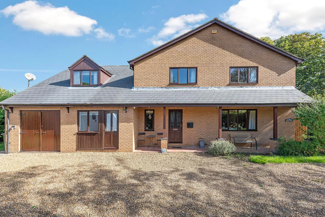 St Neots Road, Abbotsley, PE19, photo 20
