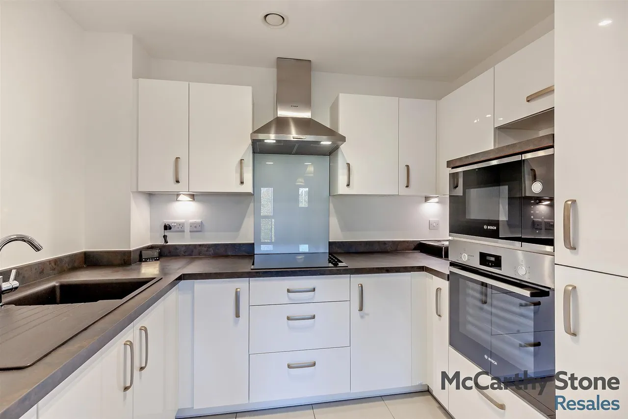 2 bed flat for sale, Princes Road, Chelmsford, CM2