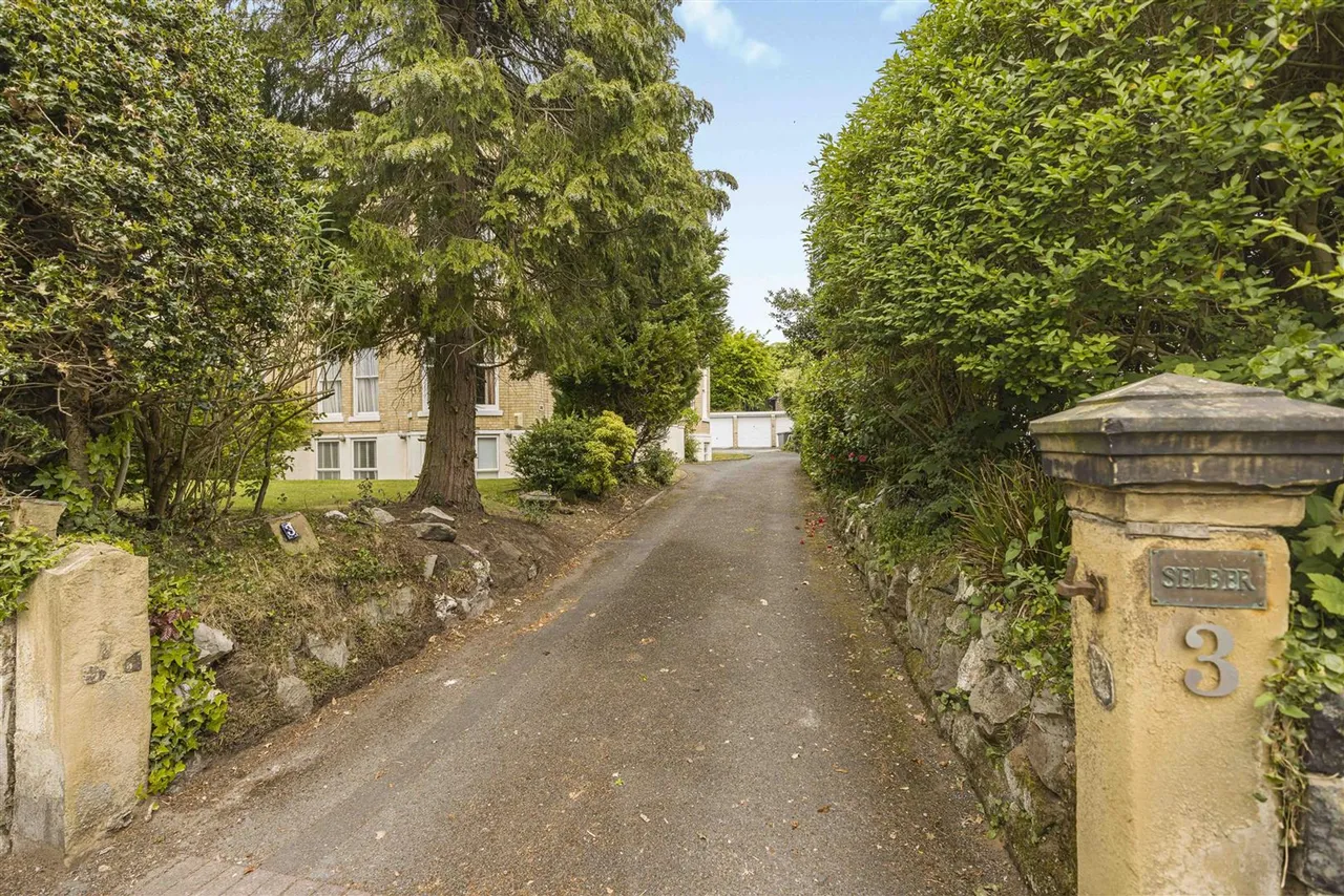 Heald Road, Bowdon, WA14, photo 19