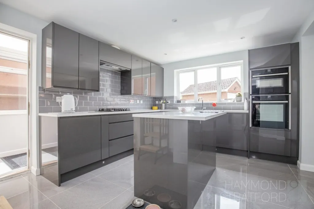 Varrick Way, Attleborough, photo 4