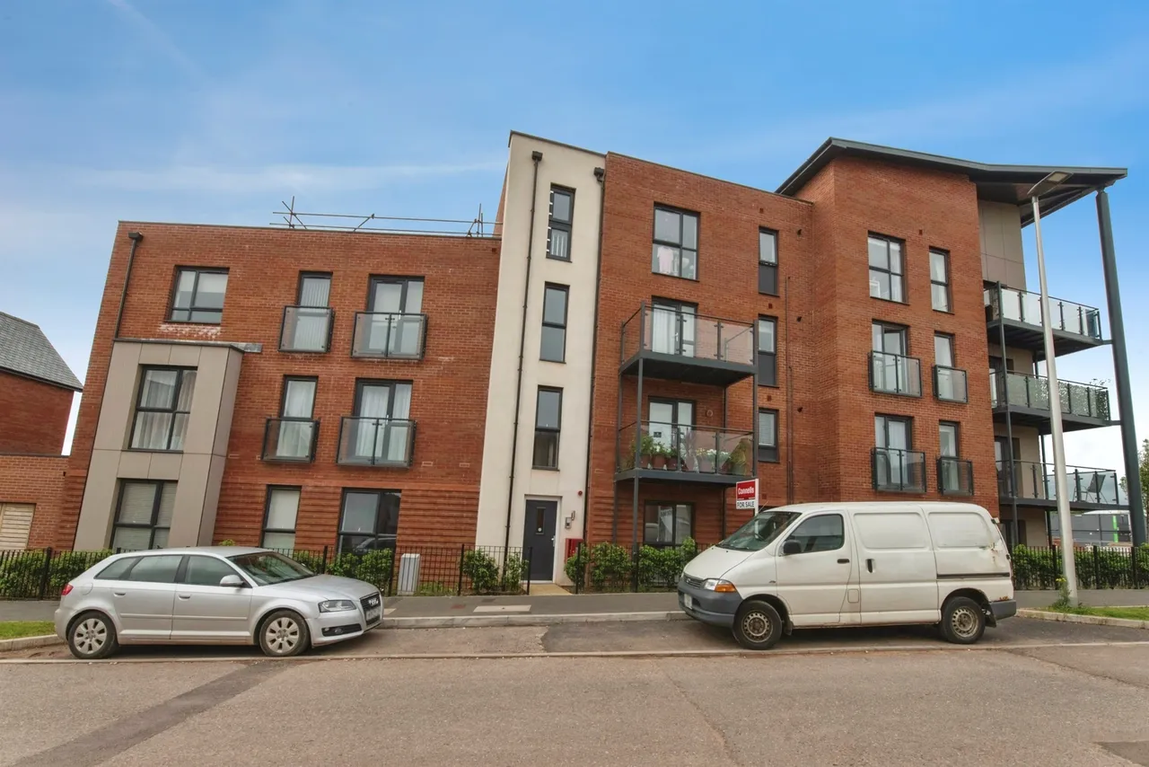 2 bed flat for sale, Ellacott Road, Matford, EX2